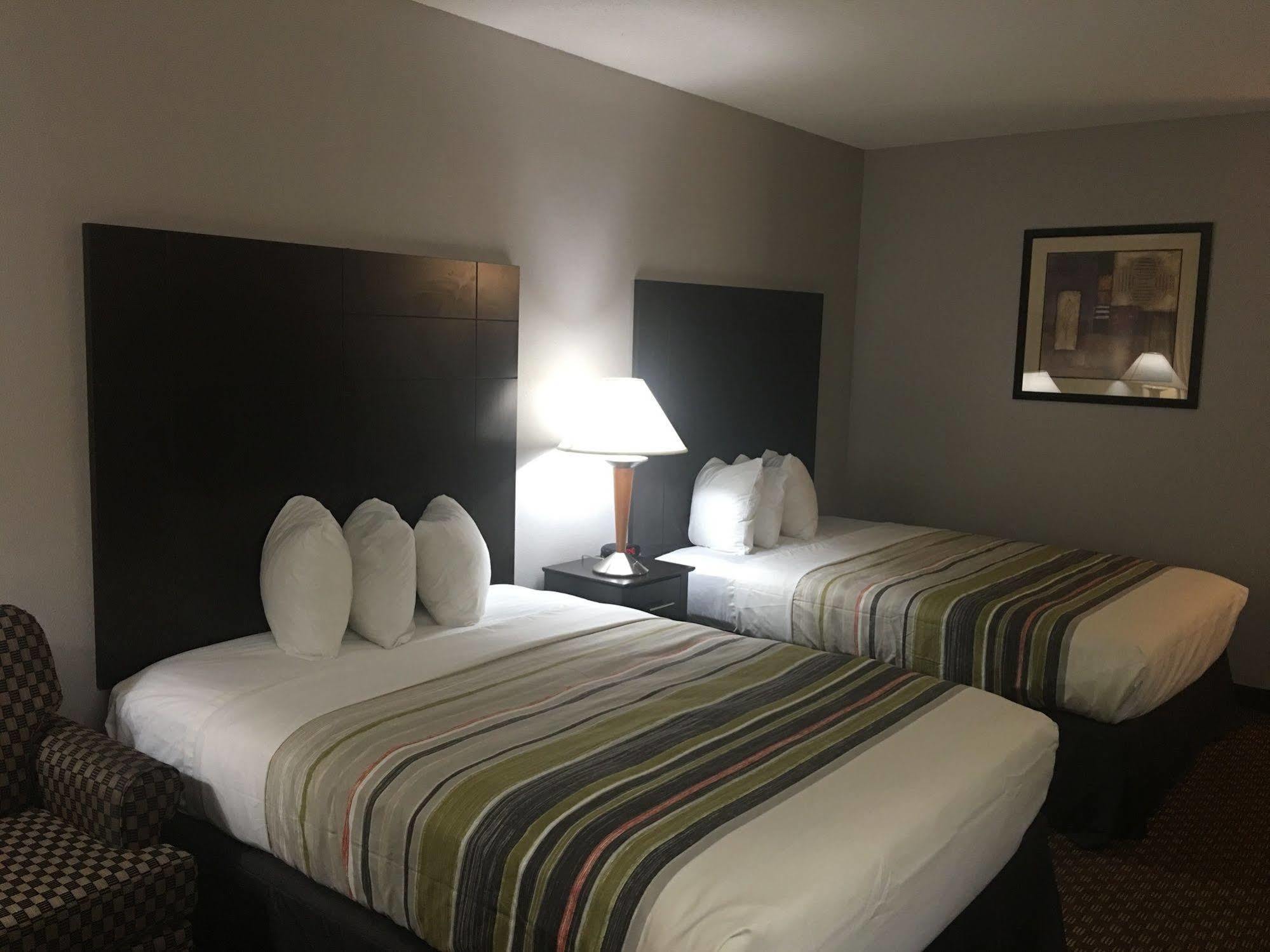 Country Inn & Suites By Radisson, Indianapolis East, In Buitenkant foto