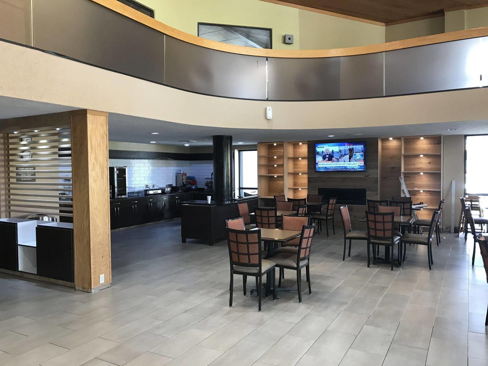 Country Inn & Suites By Radisson, Indianapolis East, In Buitenkant foto